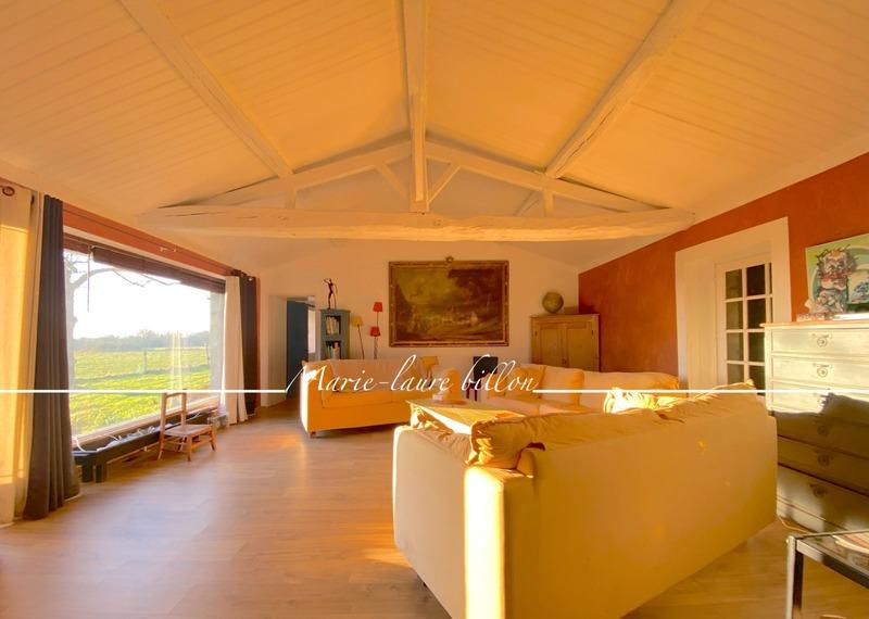 Maison - 440 m² - 8 pièces