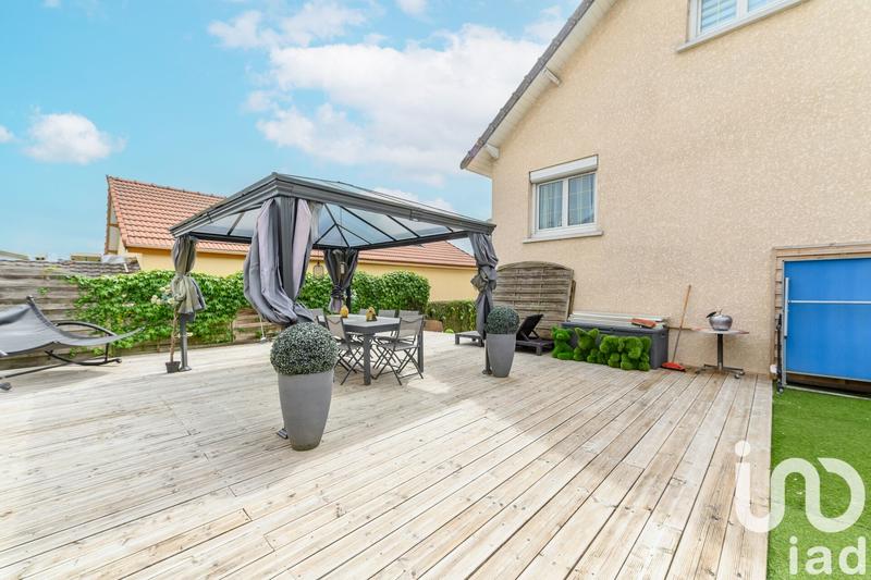 Maison - 91 m² - 5 pièces