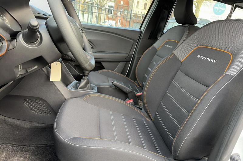 Dacia Sandero TCe 90 Stepway Essentiel