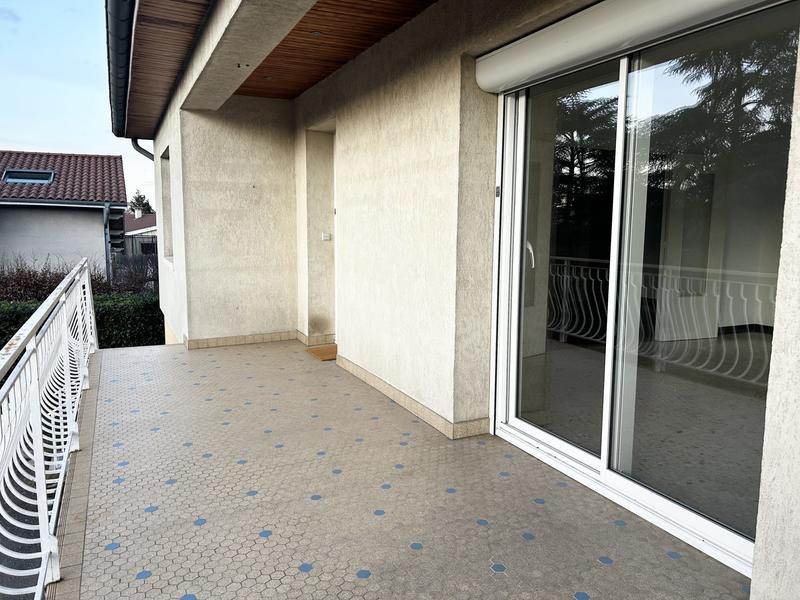 Maison - 102 m² - 4 pièces