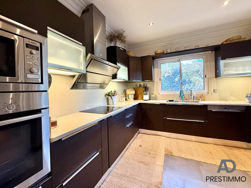 Villa - 163 m² - 5 pièces