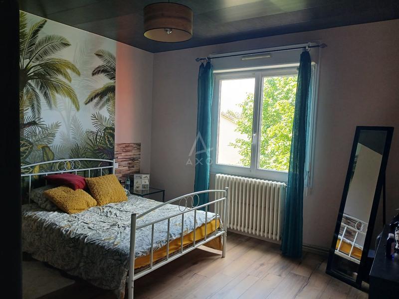 Maison - 146 m² - 8 pièces