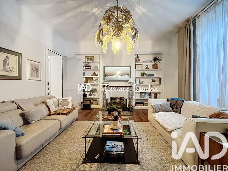 Maison de ville - 260 m² - 7 pièces