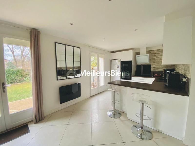 Maison - 117 m² - 6 pièces