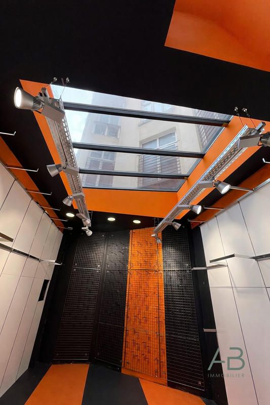 Local commercial - 99 m²