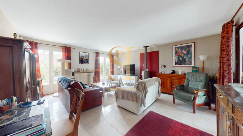 Maison - 228 m² - 7 pièces