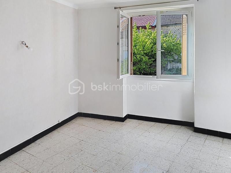 Maison de village - 150 m² - 10 pièces