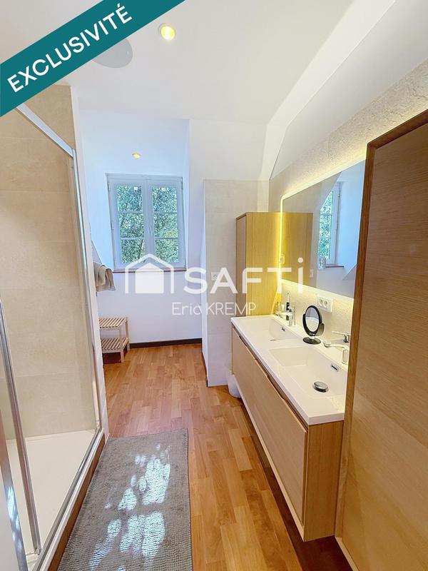 Maison - 195 m² - 6 pièces