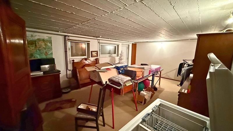 Maison - 225 m² - 8 pièces