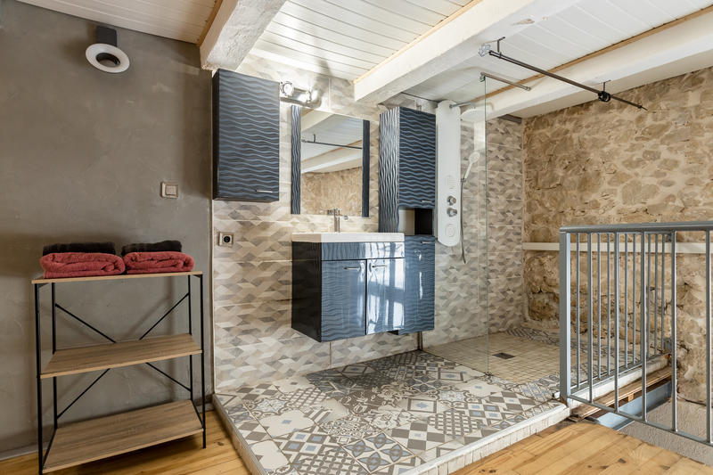 Appartement - 107 m² - 2 pièces