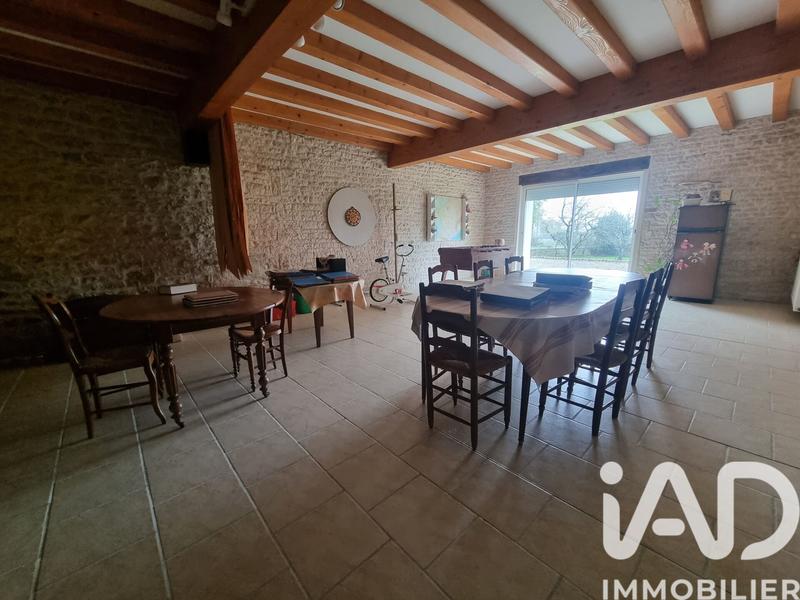 Maison - 254 m² - 6 pièces
