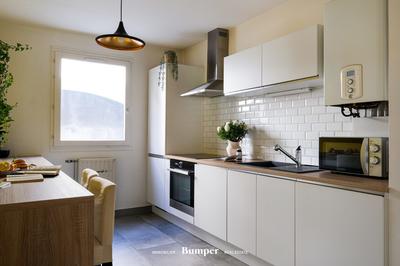 Appartement - 84 m² - 3 pièces