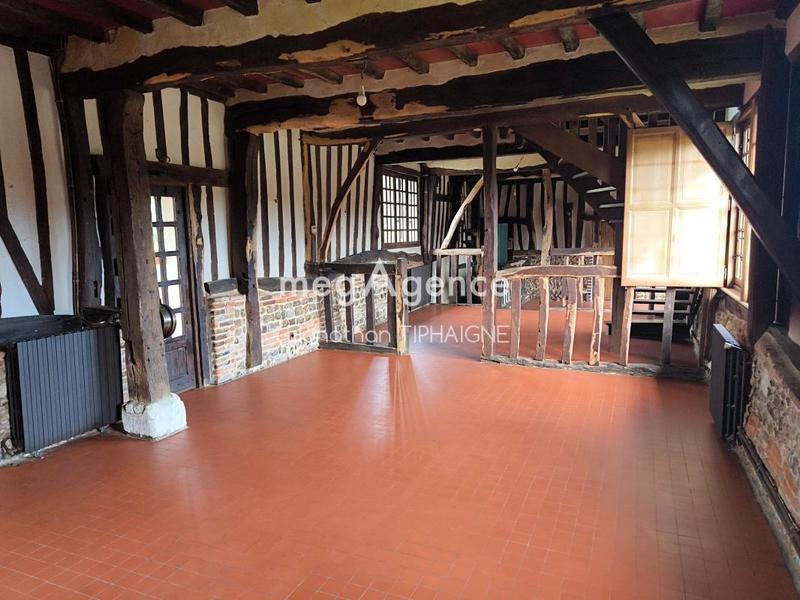 Maison - 220 m² - 7 pièces