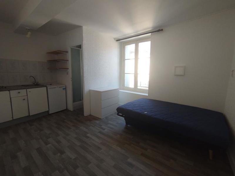 Studio - 14 m² - 1 pièce