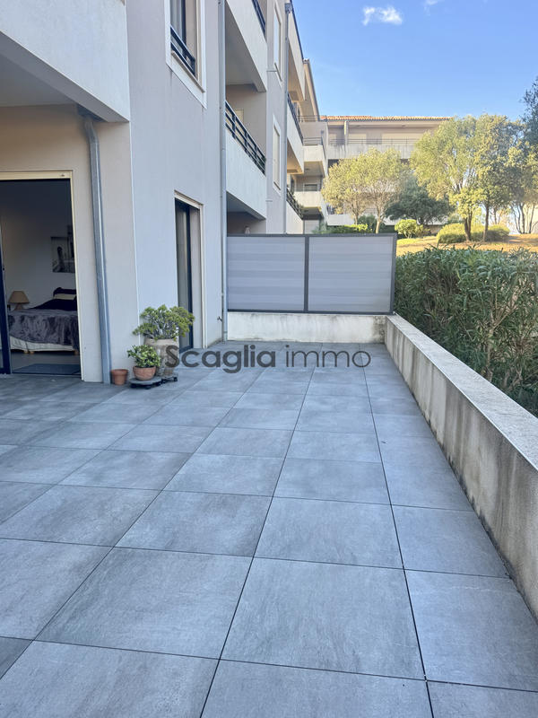 Appartement - 61 m² - 2 pièces