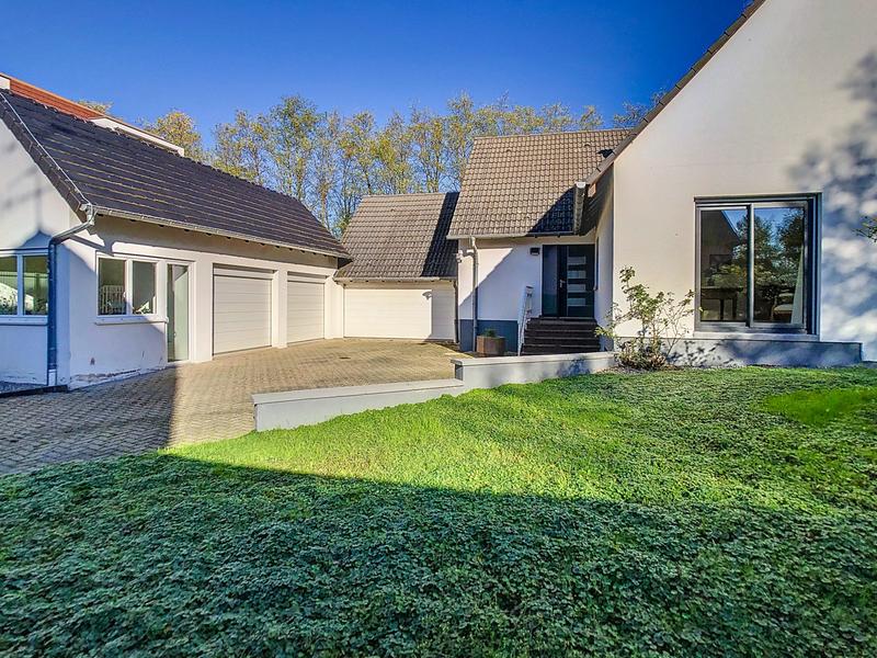 Maison - 171 m² - 7 pièces