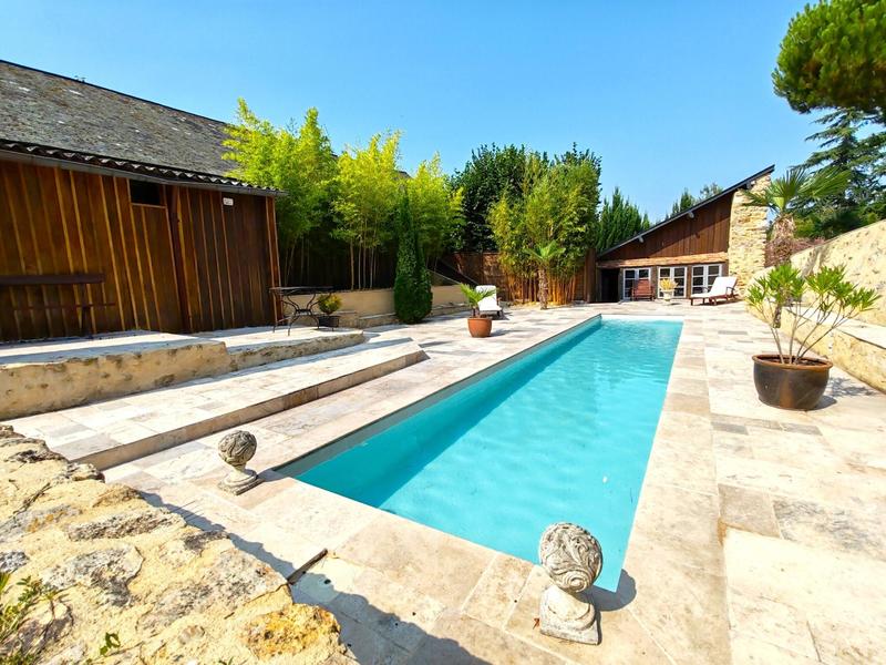 Maison - 155 m² - 6 pièces