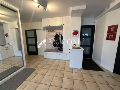 Maison de village - 160 m² - 8 pièces