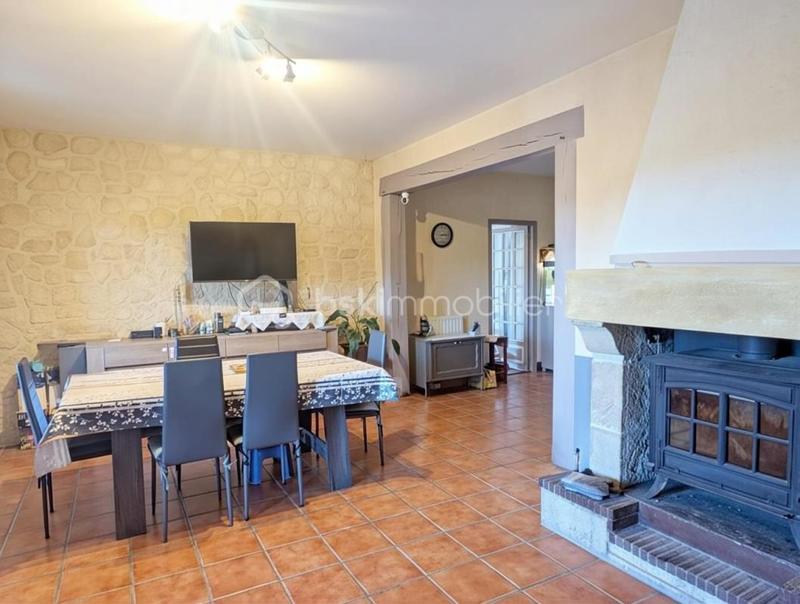 Maison - 167 m² - 6 pièces