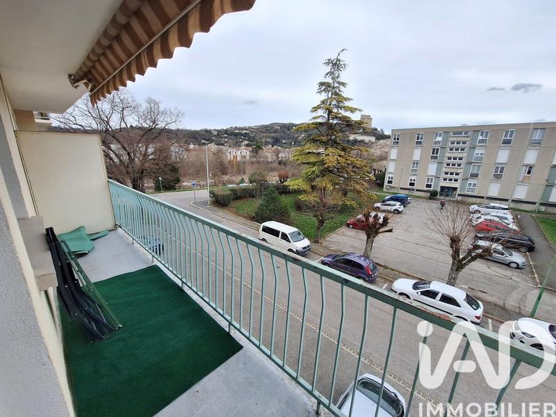 Appartement - 64 m² - 3 pièces