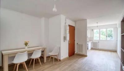 Appartement - 70 m² - 4 pièces