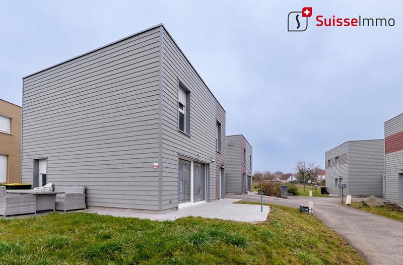 Maison - 98 m² - 5 pièces