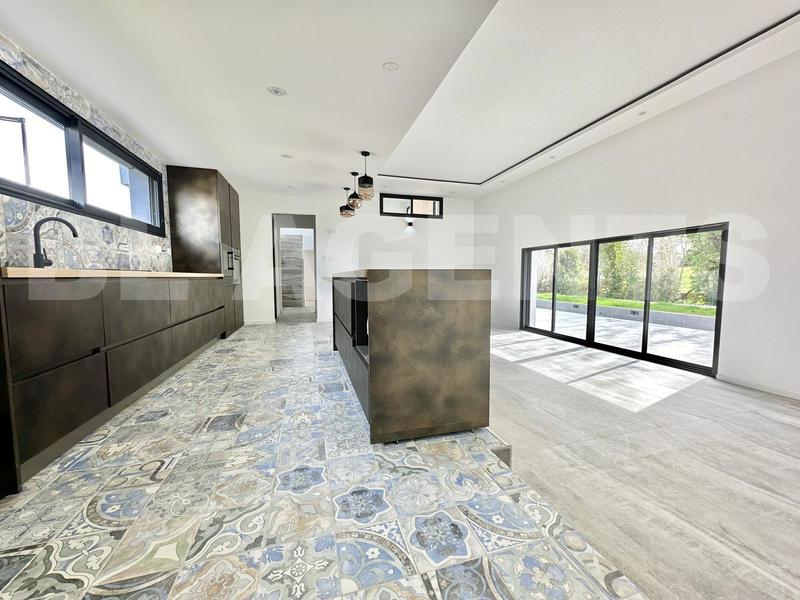 Maison contemporaine - 150 m² - 5 pièces