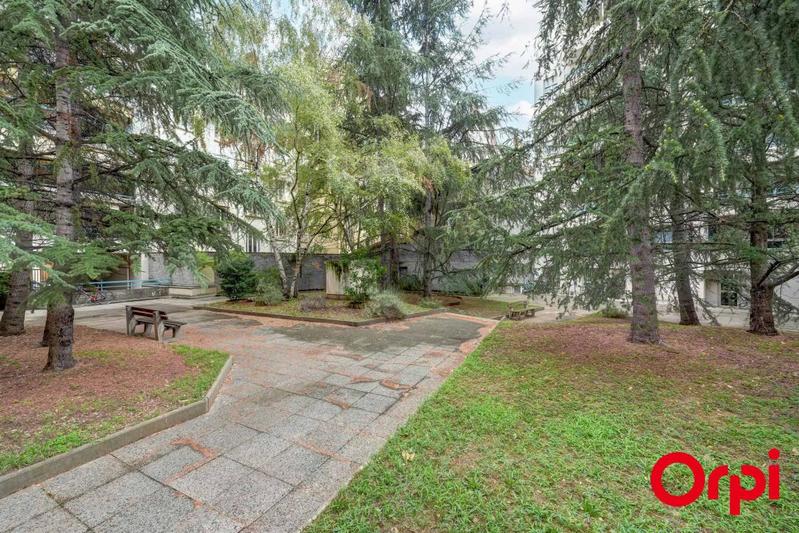 Appartement - 92 m² - 4 pièces