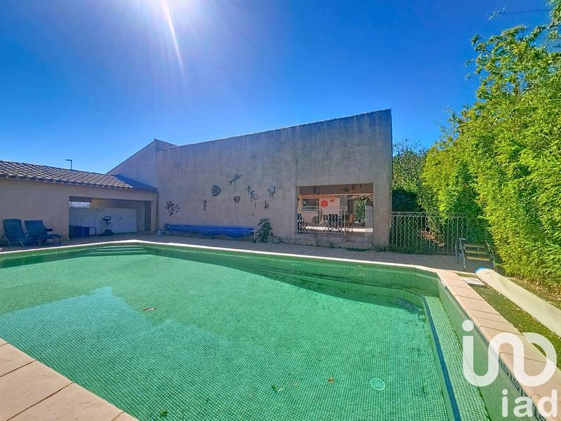 Maison - 210 m² - 10 pièces