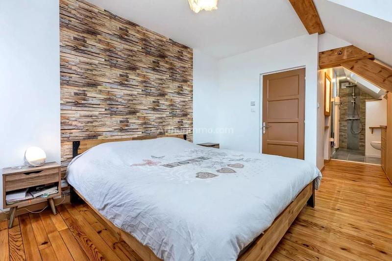 Maison - 142 m² - 6 pièces