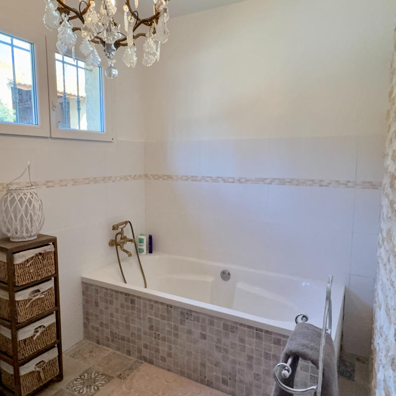 Propriété - 390 m² - 10 pièces