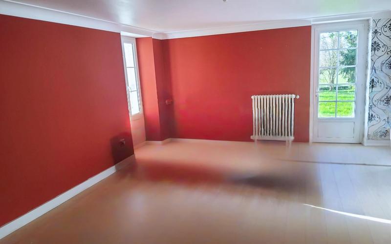 Maison - 225 m² - 7 pièces