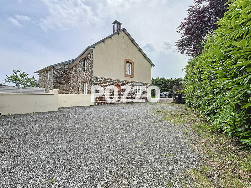 Maison - 276 m² - 7 pièces
