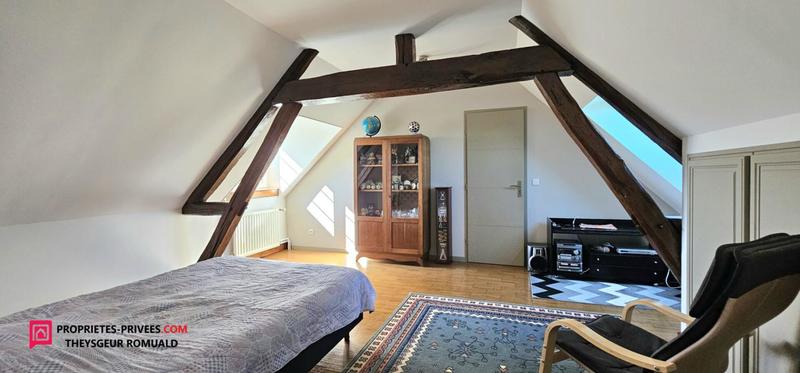 Maison - 200 m² - 7 pièces