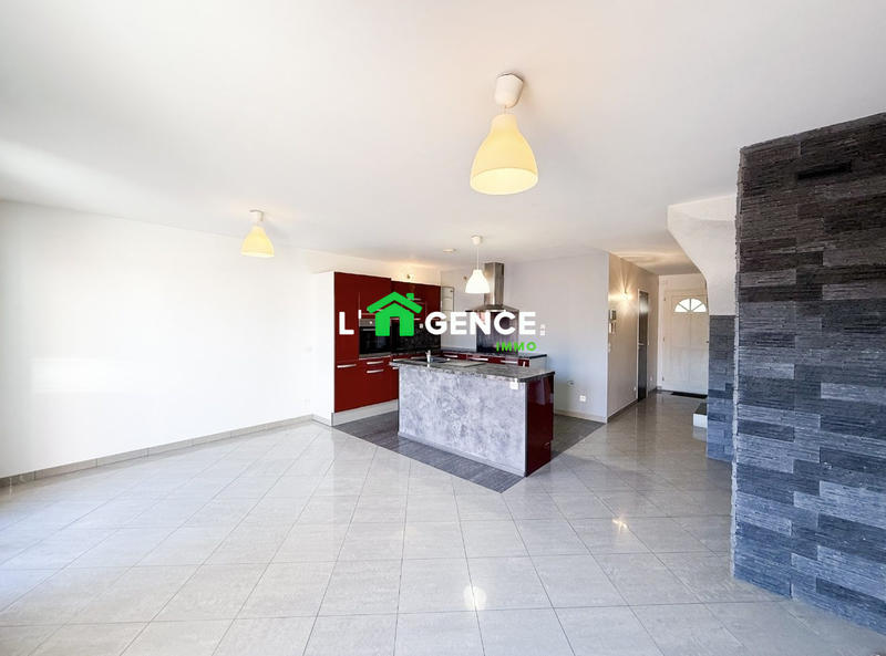 Maison - 87 m² - 4 pièces