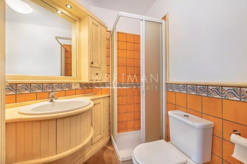 Appartement - 144 m² - 6 pièces