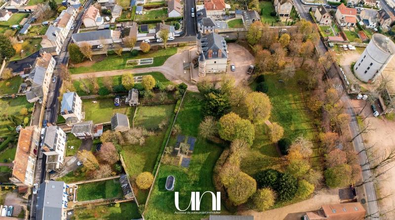 Château - 700 m² - 19 pièces