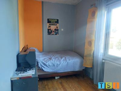 Maison - 210 m² - 6 pièces