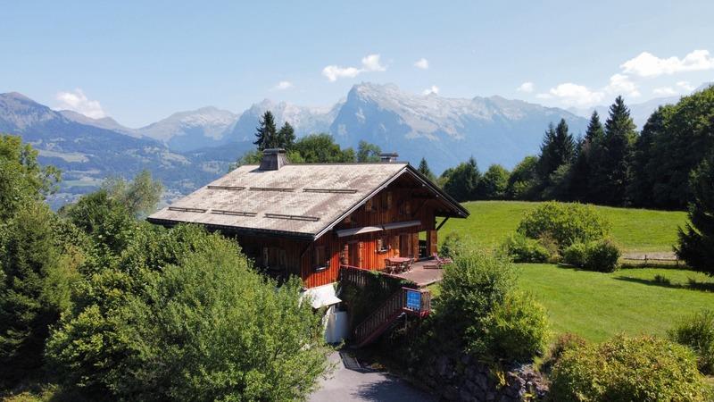 Châlet - 304 m² - 9 pièces