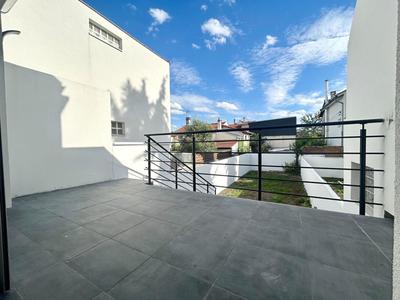 Maison - 79 m² - 4 pièces