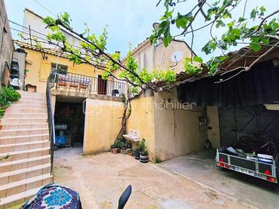 Maison - 190 m² - 9 pièces