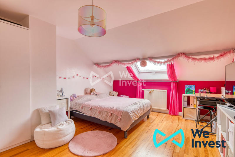 Maison - 289 m² - 7 pièces