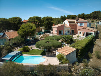 Maison - 160 m² - 5 pièces