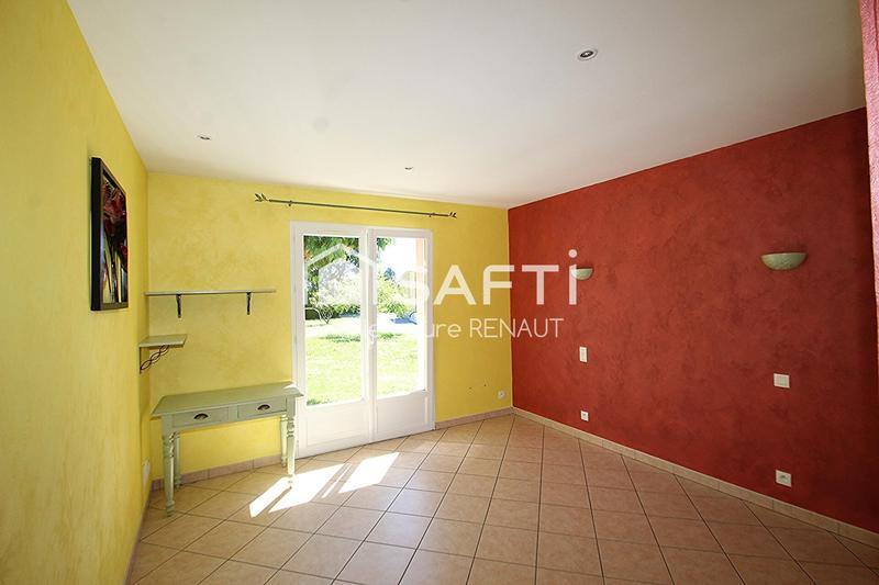 Villa - 254 m² - 8 pièces