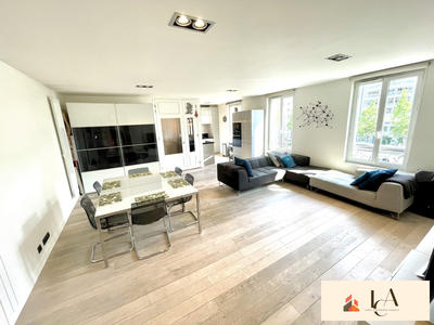 Appartement - 90 m² - 4 pièces