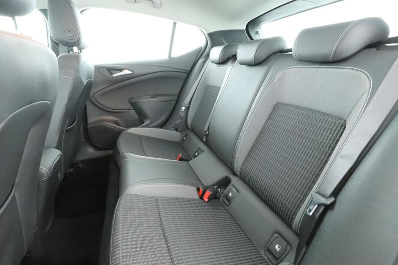 Opel Astra 1.5 Diesel Elegance Automatique 122 ch