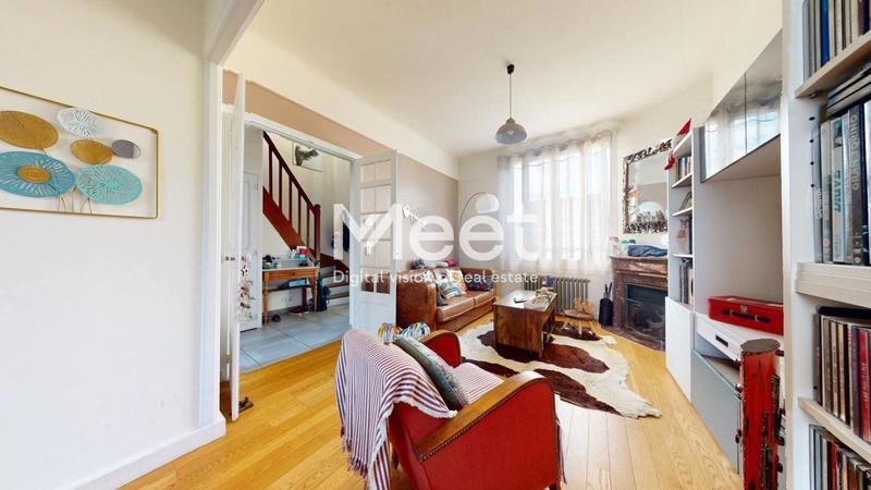 Maison - 94 m² - 5 pièces