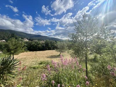 Terrain constructible - 2 162 m²