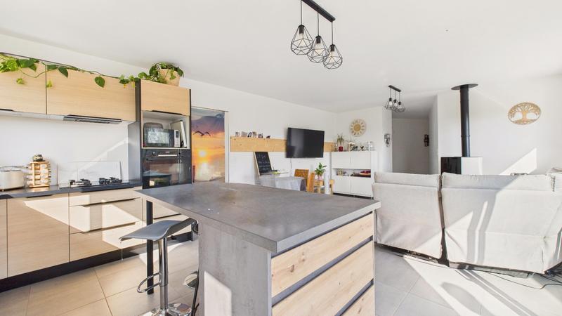 Maison - 95 m² - 4 pièces