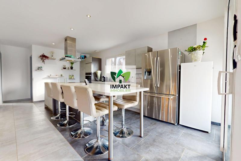 Maison - 120 m² - 7 pièces